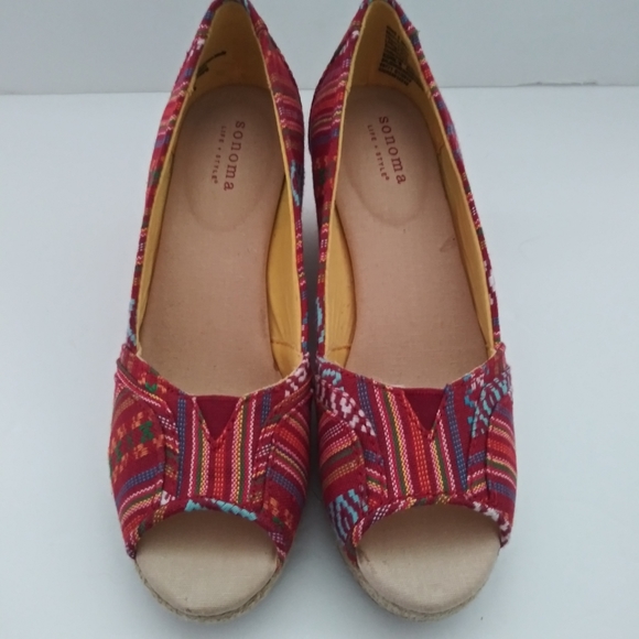 Somoma Aztec print peep toe wedges - Picture 4 of 15